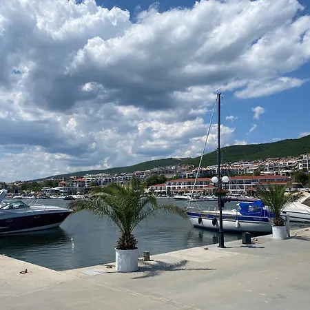 Horizon 4 'а' Appartement *